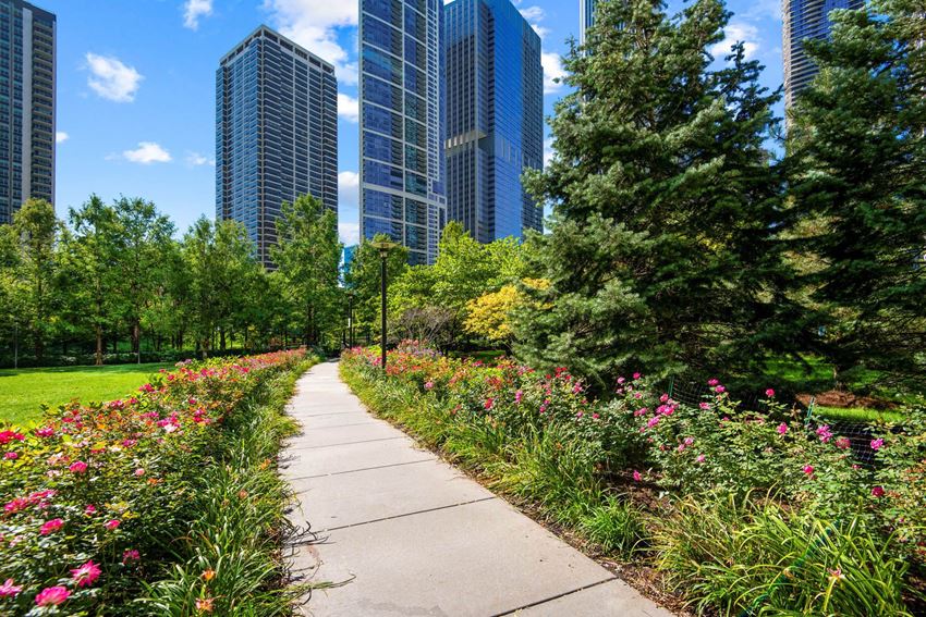 Shoreham And Tides Apartments, 360 East South Water Street, Chicago, IL